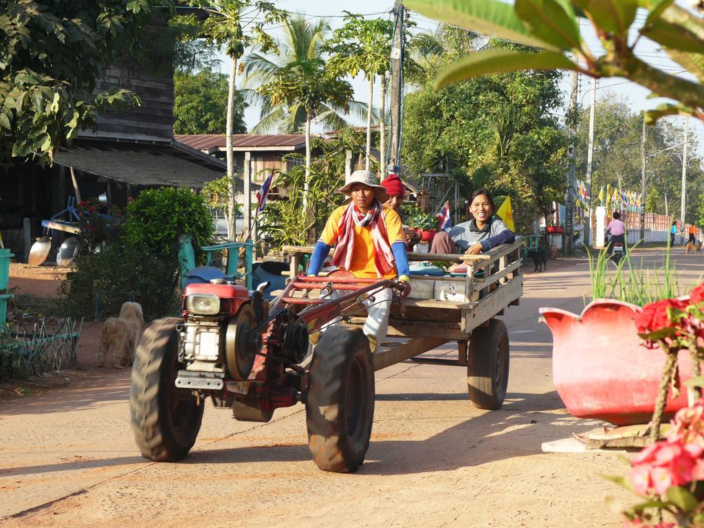 Eidi Homestay Nong Kung Si Zewnętrze zdjęcie